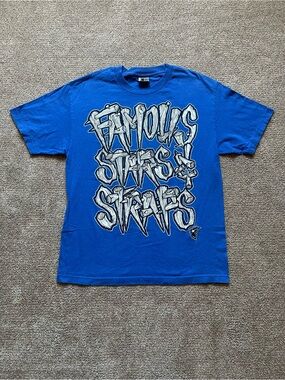 VTG 00’s / Y2K Famous Stars & Straps Blue Tee